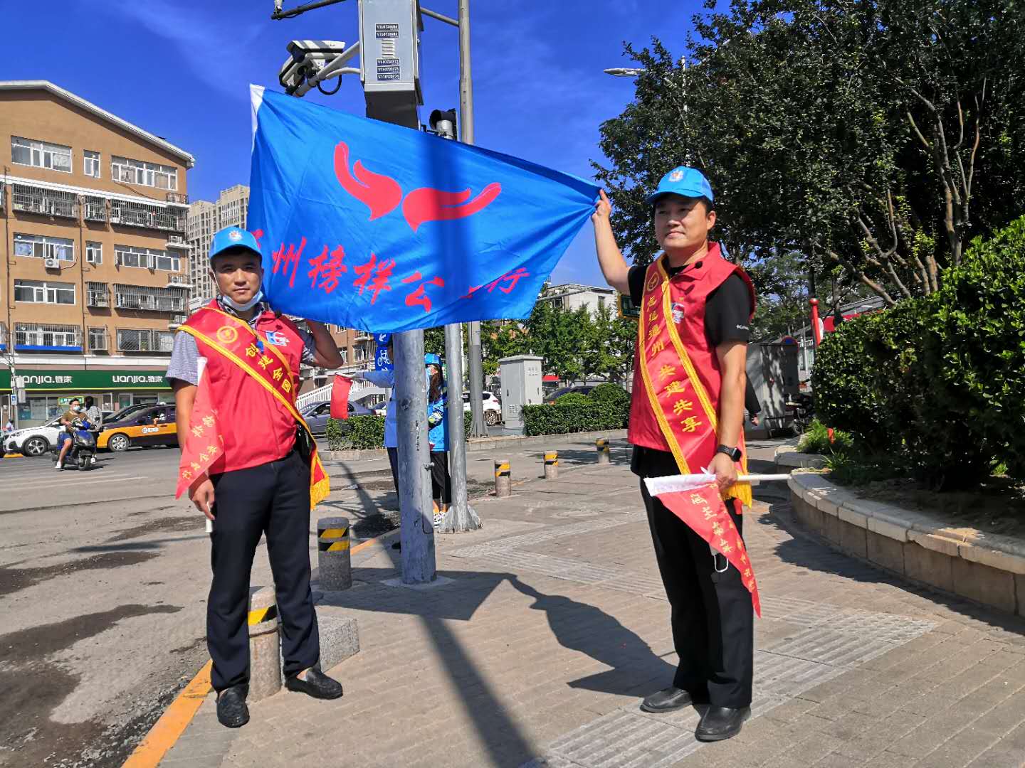 <strong>欧美老年女人操逼的视频</strong>